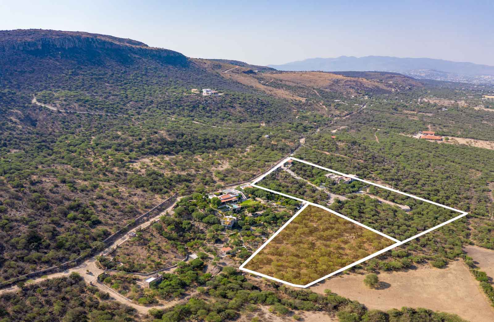 Privada Los Sagrados Image