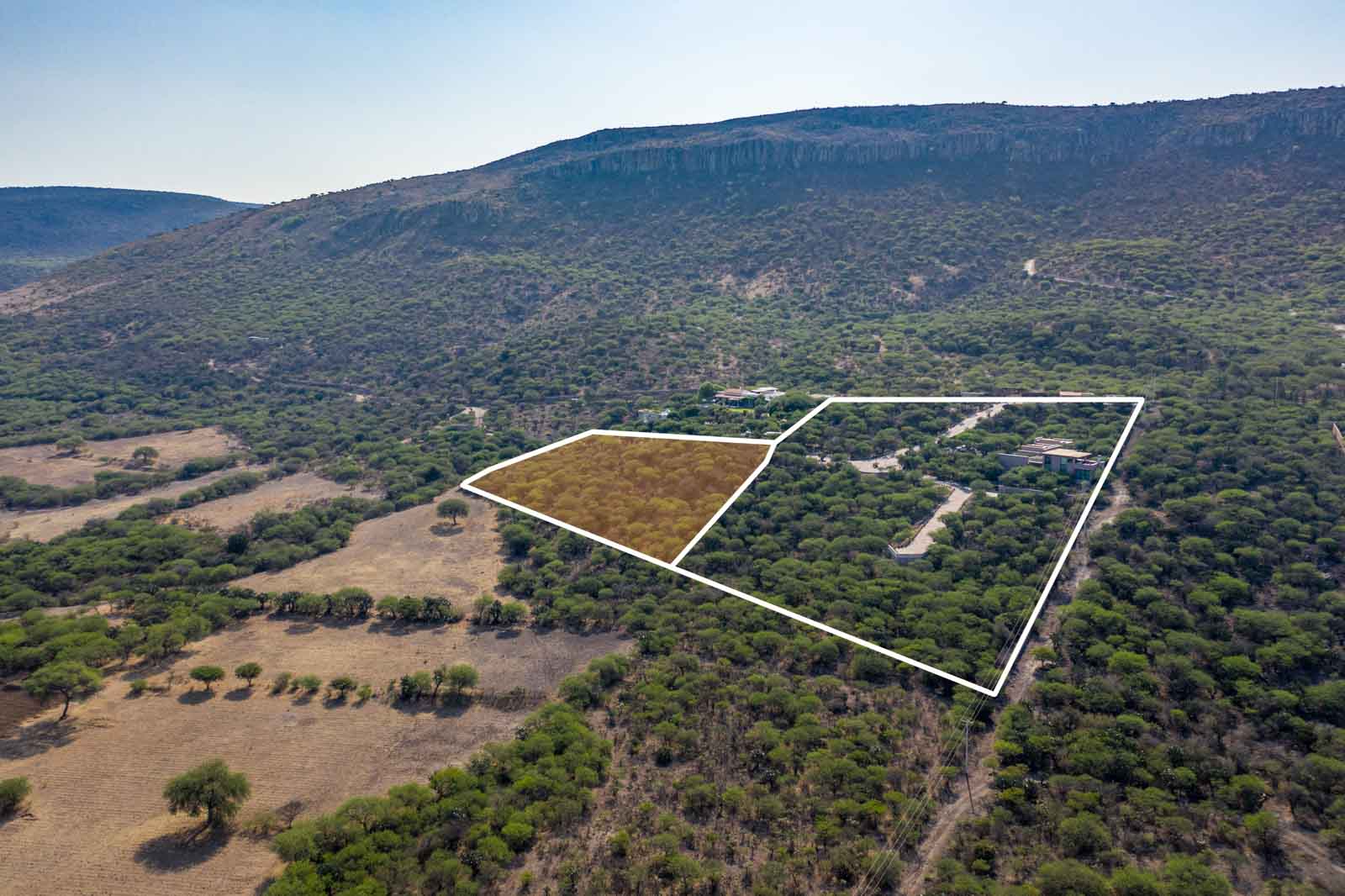 Privada Los Sagrados Image