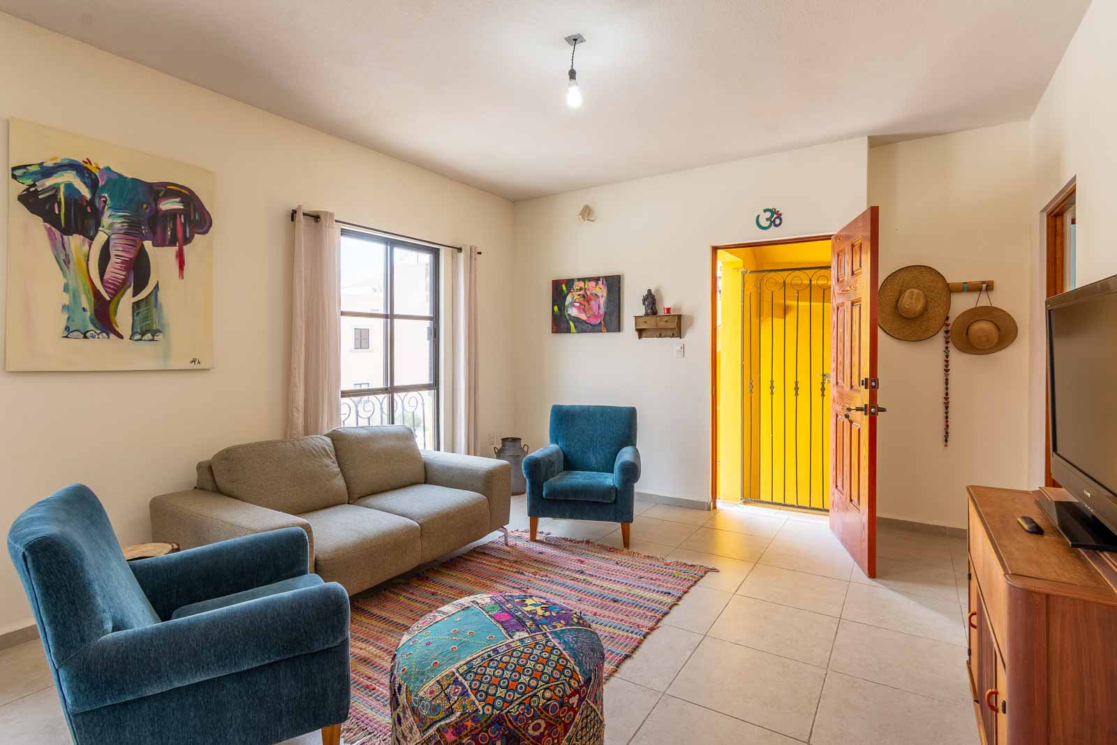 Condo Luna Image