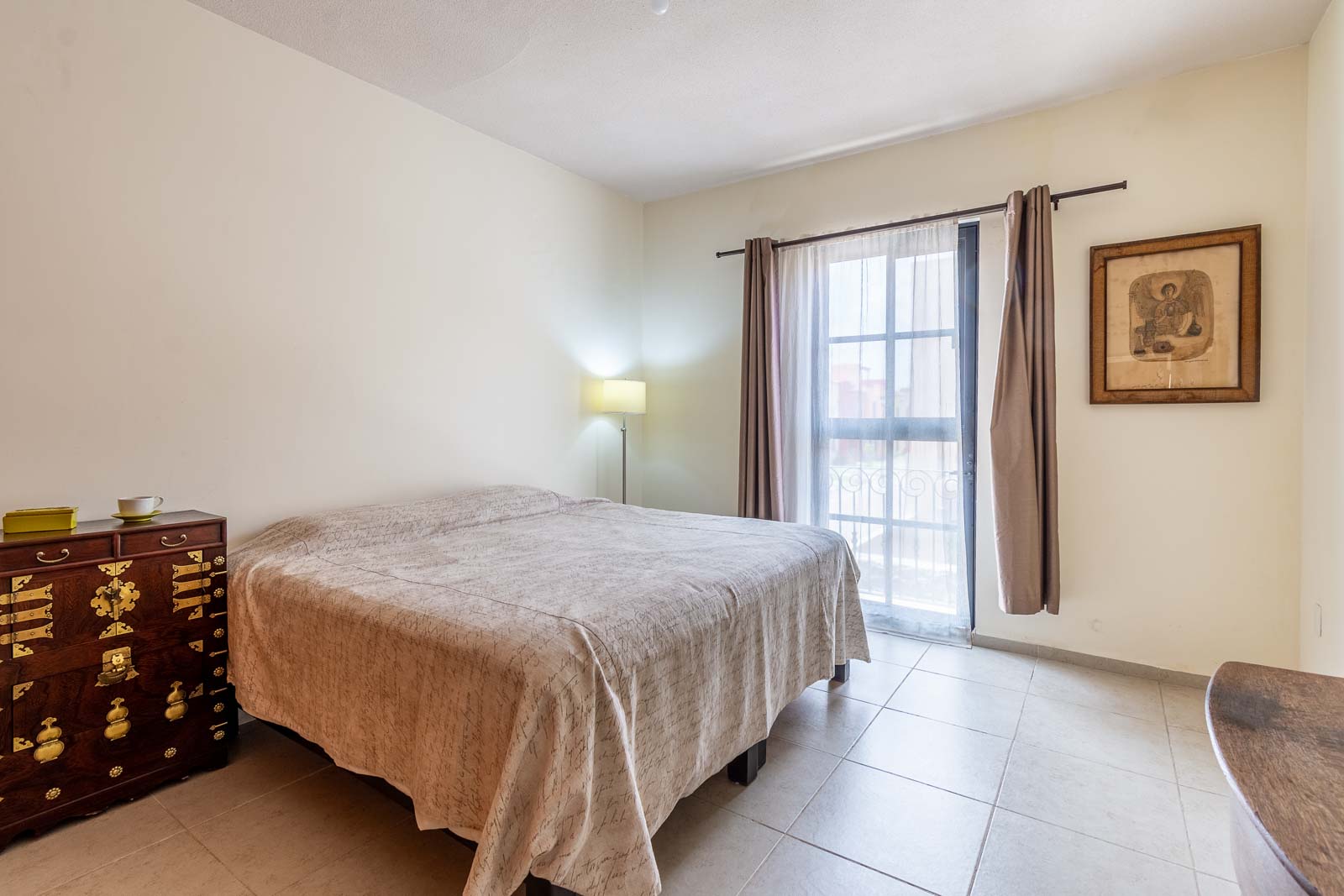 Condo Luna Image